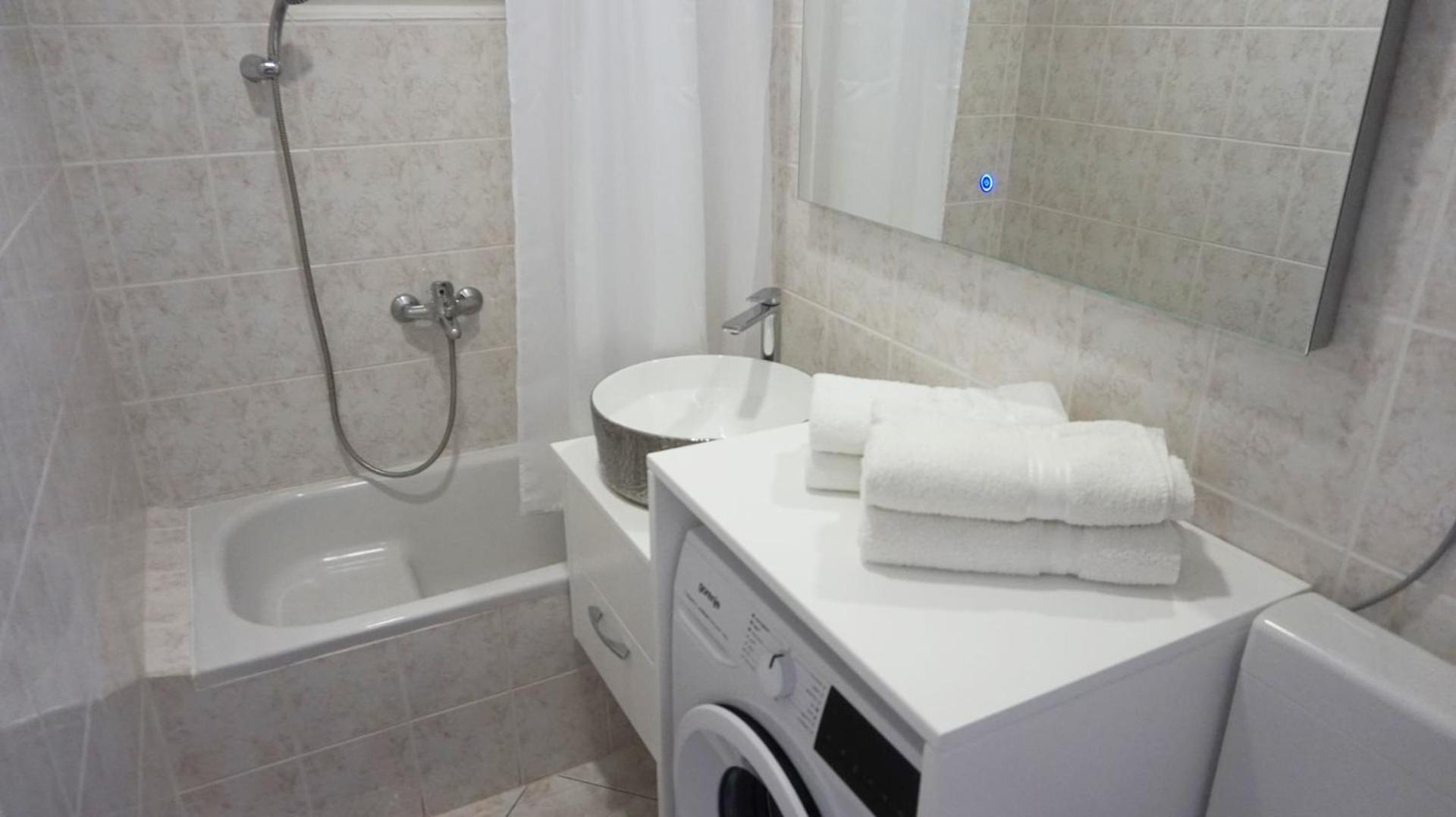 Apartment Krasna Baška Voda Eksteriør billede